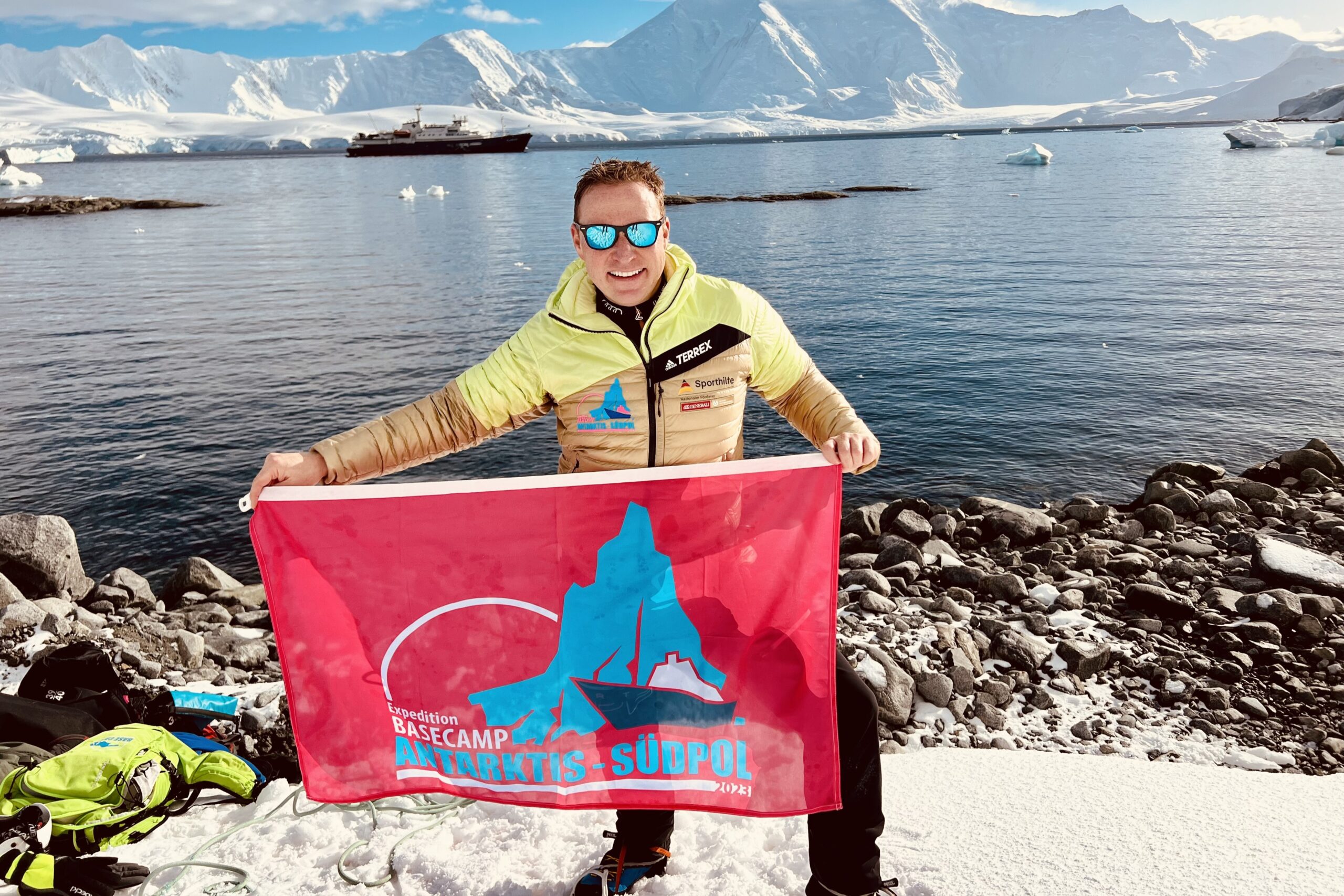 Abenteuer (er)leben in der Antarktis – Was für eine Erfahrung und Retreat für den Kopf und die Seele.